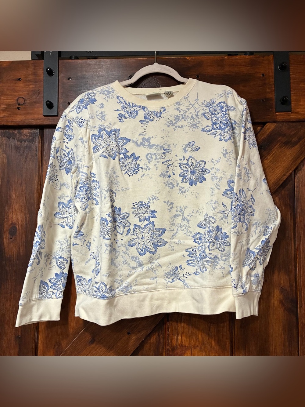 Classic Elements floral sweatshirt